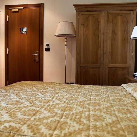 Albergo Ristorante Da Domenico Monte San Savino Eksteriør bilde