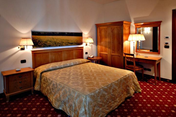 Albergo Ristorante Da Domenico Monte San Savino Eksteriør bilde