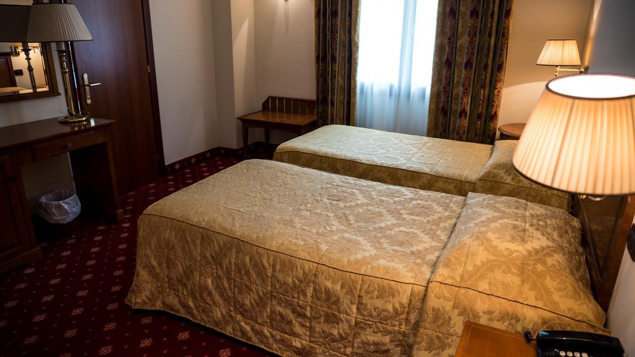 Albergo Ristorante Da Domenico Monte San Savino Eksteriør bilde