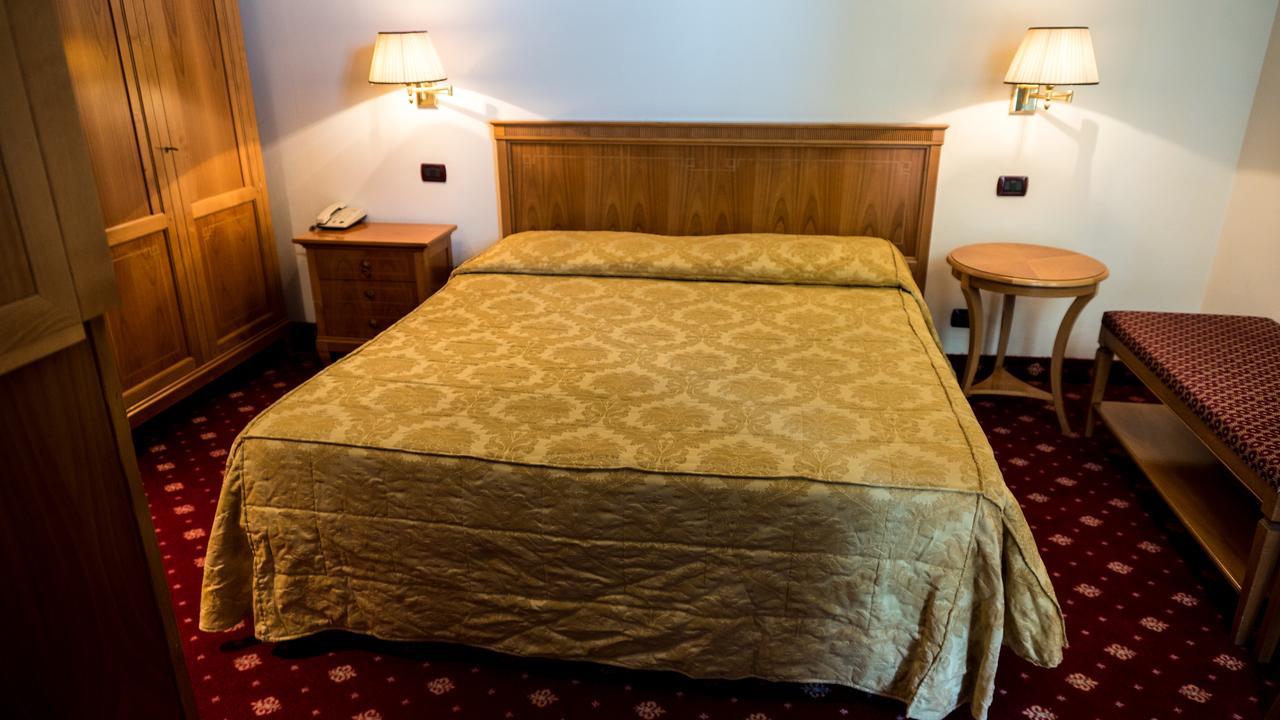 Albergo Ristorante Da Domenico Monte San Savino Eksteriør bilde